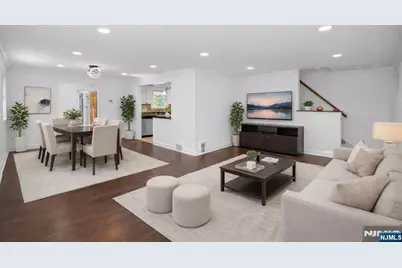 32 E Harrison Place, Livingston, NJ 07039 - Photo 3