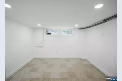 32 E Harrison Place, Livingston, NJ 07039 - Photo 27