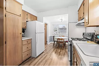 4 Banta Place, Bergenfield, NJ 07621 - Photo 13