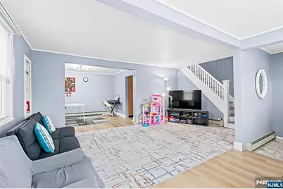 4 Banta Place, Bergenfield, NJ 07621 - Photo 11