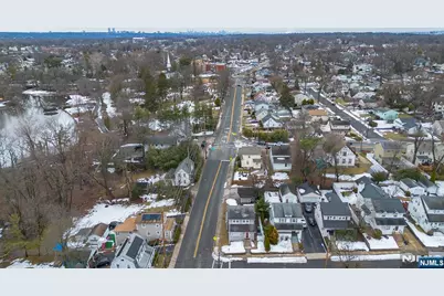 4 Banta Place, Bergenfield, NJ 07621 - Photo 7