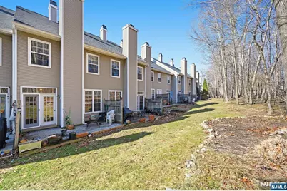 1194 Chedworth Circle, Mahwah, NJ 07430 - Photo 21