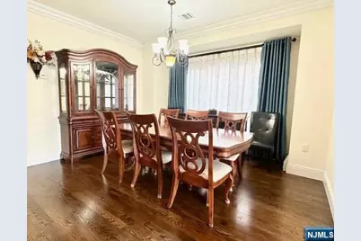 229 E Columbia Avenue B #B, Palisades Park, NJ 07650 - Photo 9