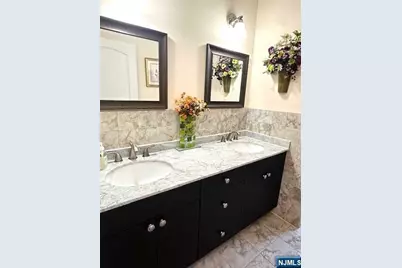 229 E Columbia Avenue B #B, Palisades Park, NJ 07650 - Photo 35