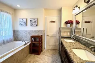 229 E Columbia Ave B, Palisades Park, NJ 07650 - Photo 27