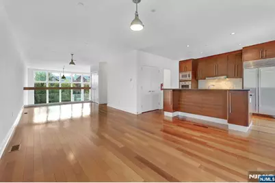 22 Vela Way, Edgewater, NJ 07020 - Photo 9