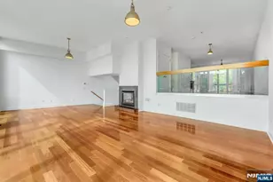 22 Vela Way, Edgewater, NJ 07020 - Photo 5