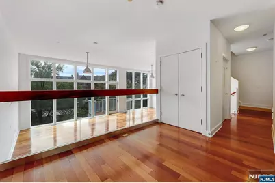 22 Vela Way, Edgewater, NJ 07020 - Photo 7