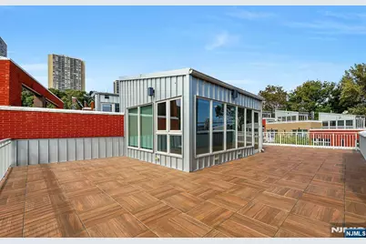 22 Vela Way, Edgewater, NJ 07020 - Photo 37