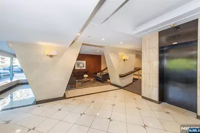 1 Horizon Road 403 #403, Fort Lee, NJ 07024 - Photo 25