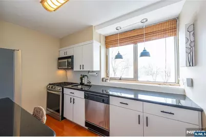 1 Horizon Road 403 #403, Fort Lee, NJ 07024 - Photo 11