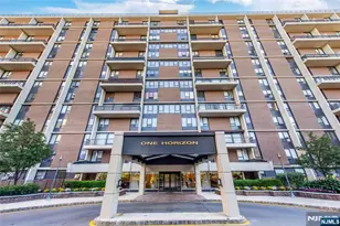 1 Horizon Road 403, Fort Lee, NJ 07024 - Photo 19