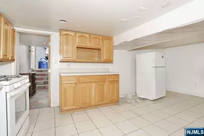 941 25th Street, Paterson, NJ 07513 - Photo 37