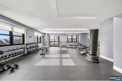 7855 Boulevard East 28K #28K, North Bergen, NJ 07047 - Photo 17