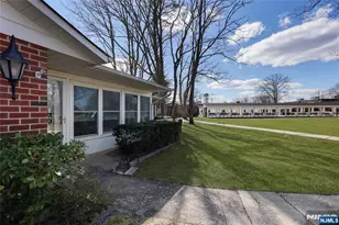 1028B Shetland Dr, Lakewood, NJ 08701 - Photo 5