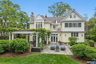 326 West End Ave, Ridgewood, NJ 07450 - Photo 43