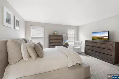 900 Somerset Court, Ramsey, NJ 07446 - Photo 23