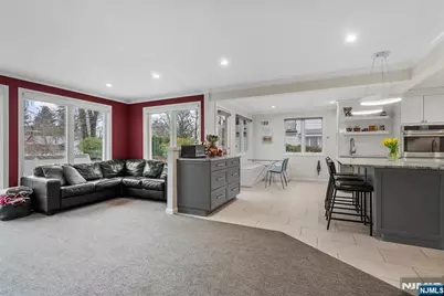 792 Washburn Street, Teaneck Township, NJ 07666 - Photo 17