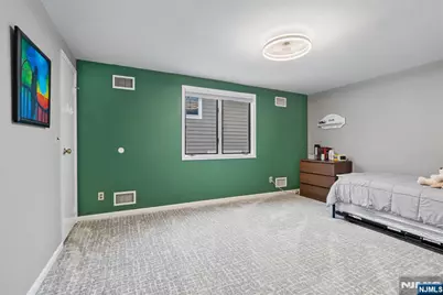 792 Washburn Street, Teaneck Township, NJ 07666 - Photo 25