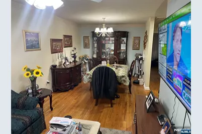 608 Monroe Street, Carlstadt, NJ 07072 - Photo 9