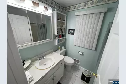 608 Monroe Street, Carlstadt, NJ 07072 - Photo 31