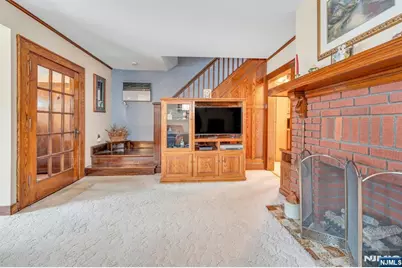 179 Page Avenue, Lyndhurst Township, NJ 07071 - Photo 5