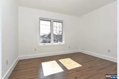 100 Chestnut Street, Rochelle Park Township, NJ 07662 - Photo 19