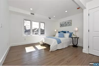 100 Chestnut Street, Rochelle Park Township, NJ 07662 - Photo 15