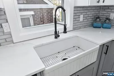 100 Chestnut Street, Rochelle Park Township, NJ 07662 - Photo 11
