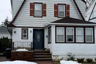 642 Maitland Ave, Teaneck Township, NJ 07666 - Photo 1