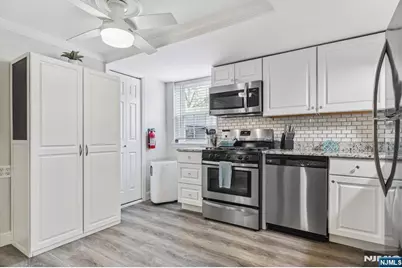 470 Valley Road 9A #9A, Montclair, NJ 07043 - Photo 5