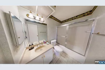 300 Winston 210 #210, Cliffside Park, NJ 07010 - Photo 11