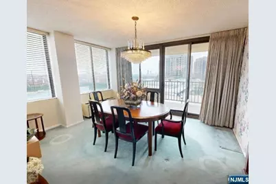 300 Winston 210 #210, Cliffside Park, NJ 07010 - Photo 3