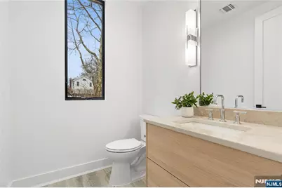 21 Manor Court, Glen Rock, NJ 07452 - Photo 11