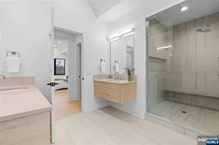 21 Manor Ct, Glen Rock, NJ 07452 - Photo 27