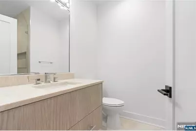 21 Manor Court, Glen Rock, NJ 07452 - Photo 3