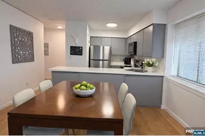 5 Linden Street 2E #2E, Hackensack, NJ 07601 - Photo 5