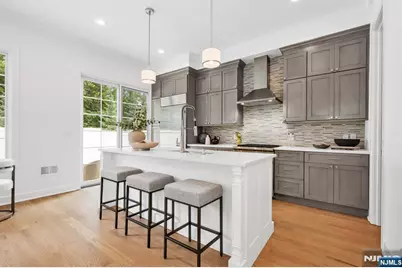 19 Gabriel Court 19 #19, Paramus, NJ 07652 - Photo 11