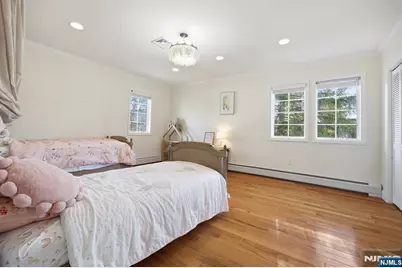 364 W Clinton Avenue, Tenafly, NJ 07670 - Photo 21