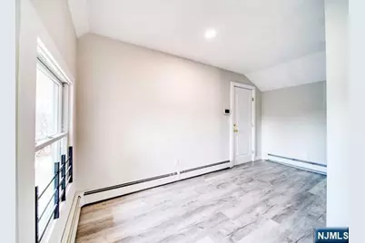 334 S Broad Street B #B, Ridgewood, NJ 07450 - Photo 5