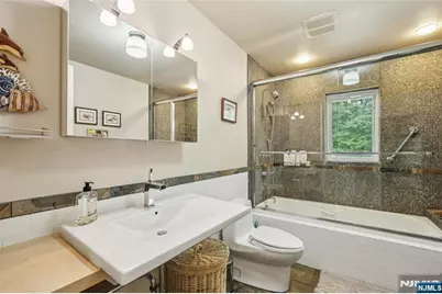 100 Dyer Court, Norwood, NJ 07648 - Photo 21