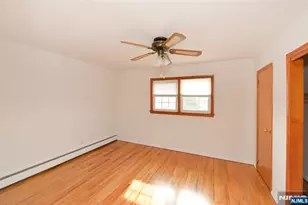 11 Gregory Ct, Elmwood Park, NJ 07407 - Photo 3