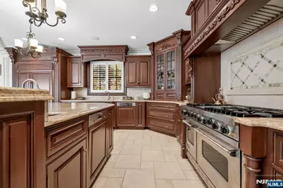 46 Partridge Hill, Upper Saddle River, NJ 07458 - Photo 15