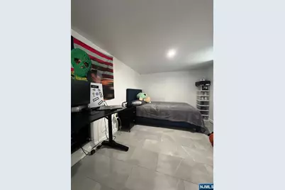 493 River Drive, Elmwood Park, NJ 07407 - Photo 13