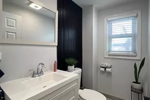 493 River Dr, Elmwood Park, NJ 07407 - Photo 7