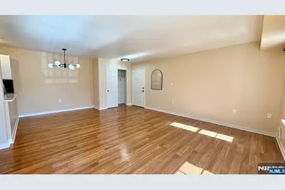 769 Summer Avenue 2C #2C, Newark, NJ 07104 - Photo 3