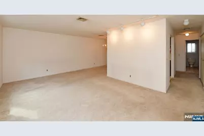 50 Rock Road A7 #A7, Hawthorne, NJ 07506 - Photo 7