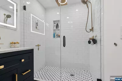 817 7th Street A #A, Secaucus, NJ 07094 - Photo 27