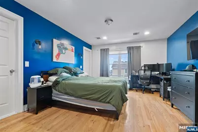 817 7th Street A #A, Secaucus, NJ 07094 - Photo 29