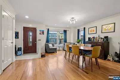 817 7th Street A #A, Secaucus, NJ 07094 - Photo 5